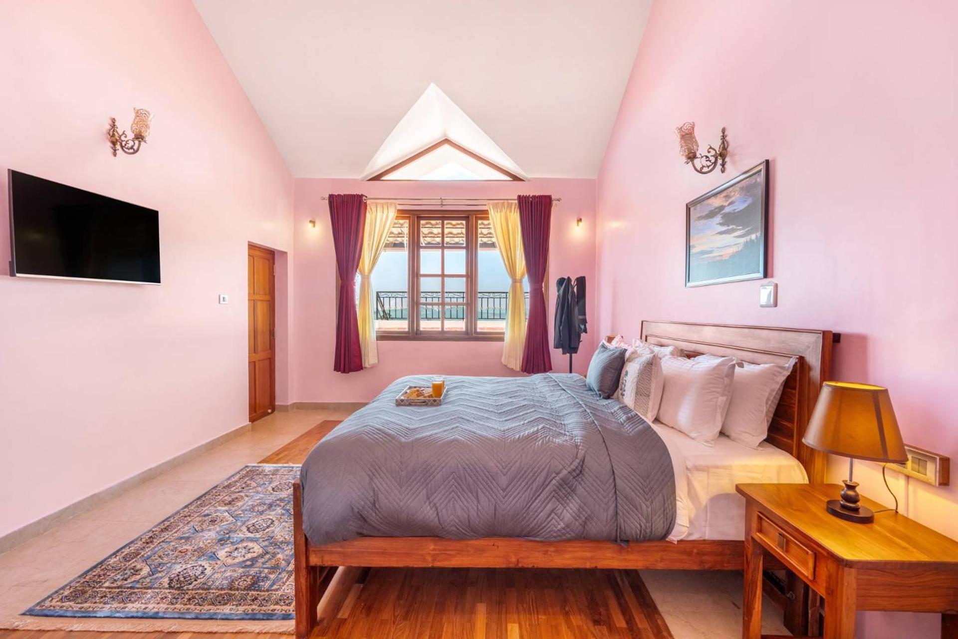Stayvista At The West Wind 5Bhk Villa Ooty Comp Breakfast Ngoại thất bức ảnh